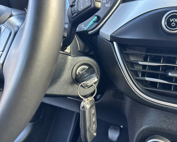 Белый Форд Фокус, объемом двигателя 1.5 л и пробегом 180 тыс. км за 13499 $, фото 30 на Automoto.ua