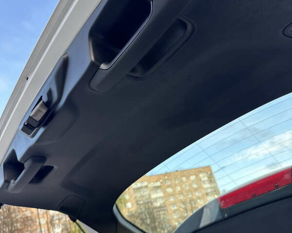 Белый Форд Фокус, объемом двигателя 1.5 л и пробегом 180 тыс. км за 13499 $, фото 50 на Automoto.ua