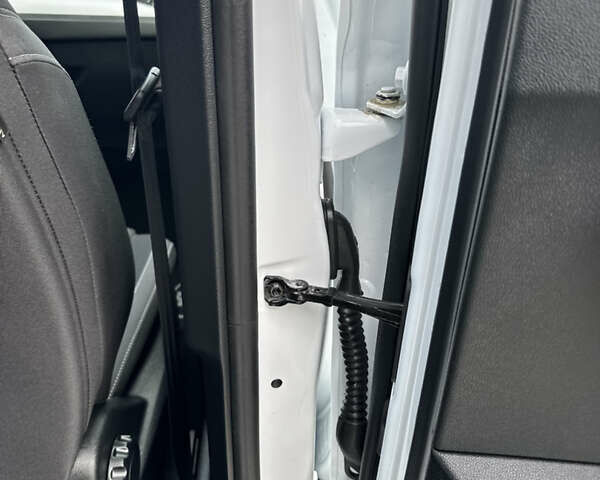 Белый Форд Фокус, объемом двигателя 1.5 л и пробегом 180 тыс. км за 13499 $, фото 67 на Automoto.ua