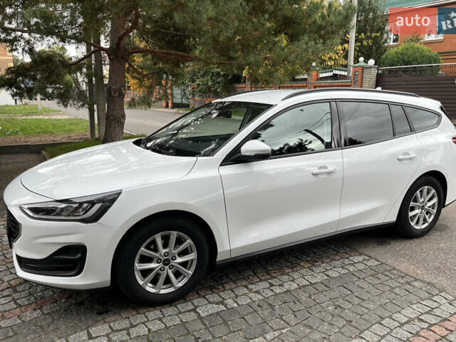 Білий Форд Фокус, об'ємом двигуна 1.5 л та пробігом 181 тис. км за 17800 $, фото 3 на Automoto.ua