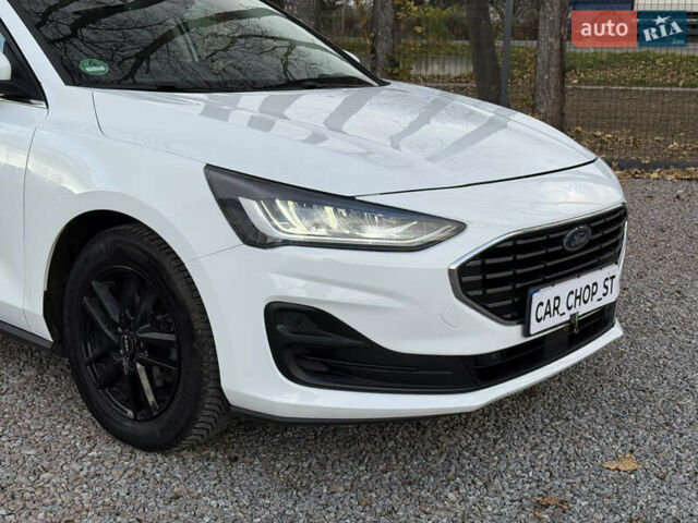 Білий Форд Фокус, об'ємом двигуна 1.5 л та пробігом 94 тис. км за 20500 $, фото 23 на Automoto.ua