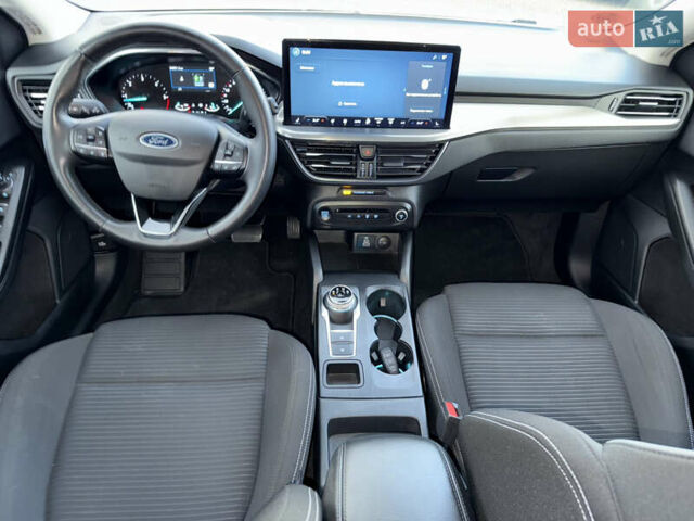 Білий Форд Фокус, об'ємом двигуна 1.5 л та пробігом 94 тис. км за 20500 $, фото 48 на Automoto.ua
