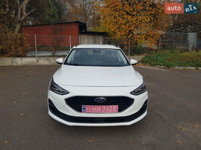 Белый Форд Фокус, объемом двигателя 1.5 л и пробегом 82 тыс. км за 18500 $, фото 2 на Automoto.ua