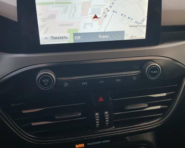 Белый Форд Фокус, объемом двигателя 1.5 л и пробегом 82 тыс. км за 19900 $, фото 27 на Automoto.ua