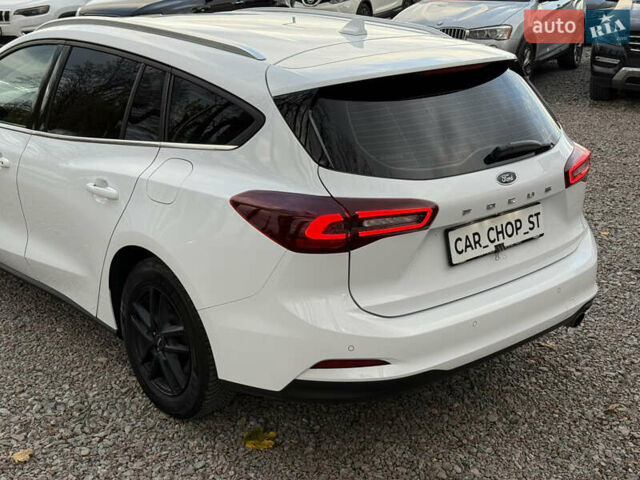 Білий Форд Фокус, об'ємом двигуна 1.5 л та пробігом 94 тис. км за 20500 $, фото 10 на Automoto.ua