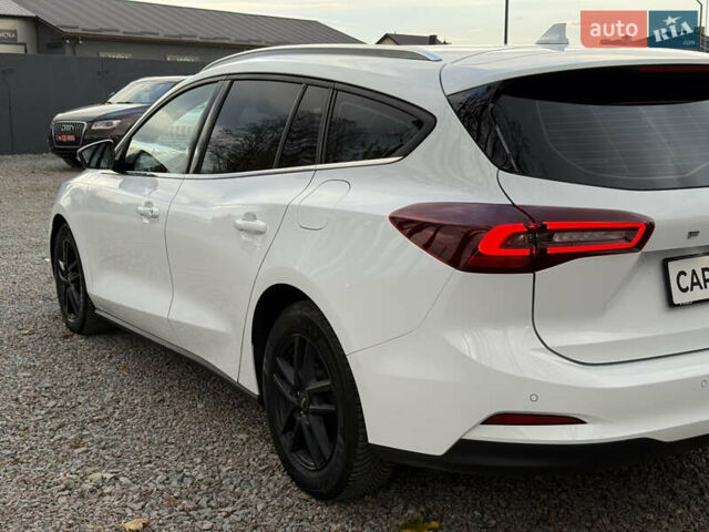 Білий Форд Фокус, об'ємом двигуна 1.5 л та пробігом 94 тис. км за 20500 $, фото 9 на Automoto.ua