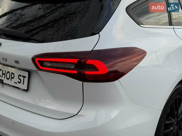 Білий Форд Фокус, об'ємом двигуна 1.5 л та пробігом 94 тис. км за 20500 $, фото 15 на Automoto.ua