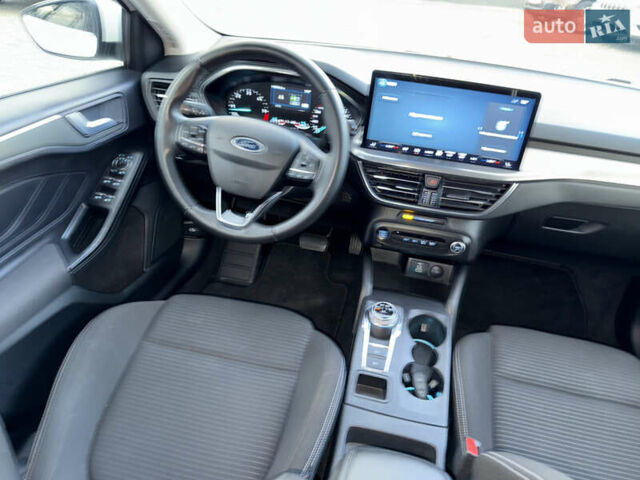 Білий Форд Фокус, об'ємом двигуна 1.5 л та пробігом 94 тис. км за 20500 $, фото 49 на Automoto.ua