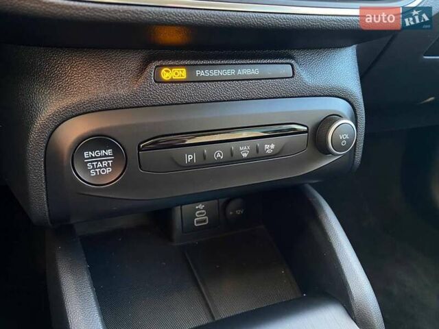 Білий Форд Фокус, об'ємом двигуна 1.5 л та пробігом 96 тис. км за 20000 $, фото 18 на Automoto.ua