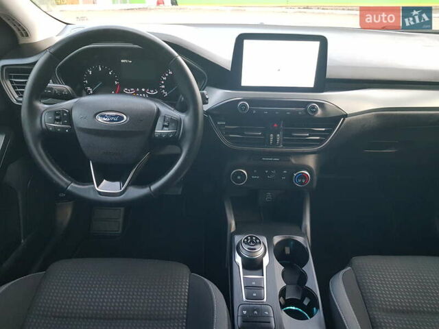 Белый Форд Фокус, объемом двигателя 1.5 л и пробегом 82 тыс. км за 19900 $, фото 37 на Automoto.ua