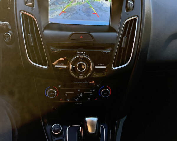 Форд Фокус 2015 в Харькове на Automoto.ua Бежевый Форд Фокус, объемом двигателя 2 л и пробегом 144 тыс. км за 8300 $, фото 23 на Automoto.ua