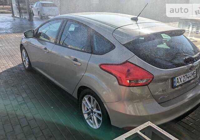 Форд Фокус 2015 у Харкові на Automoto.ua Бежевий Форд Фокус, об'ємом двигуна 2 л та пробігом 182 тис. км за 9899 $, фото 2 на Automoto.ua