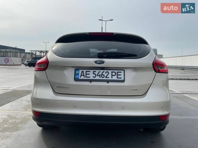 Бежевый Форд Фокус, объемом двигателя 2 л и пробегом 172 тыс. км за 8000 $, фото 2 на Automoto.ua