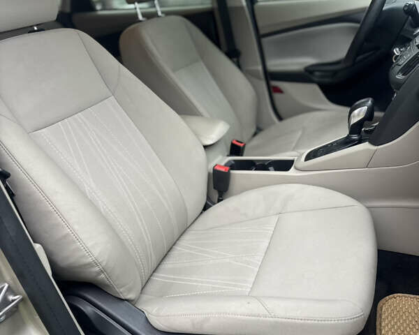 Бежевый Форд Фокус, объемом двигателя 2 л и пробегом 115 тыс. км за 7299 $, фото 25 на Automoto.ua