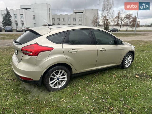 Бежевый Форд Фокус, объемом двигателя 2 л и пробегом 115 тыс. км за 7299 $, фото 9 на Automoto.ua