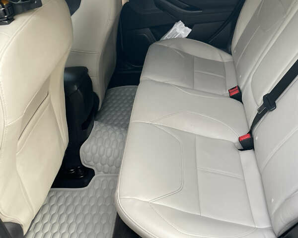 Бежевий Форд Фокус, об'ємом двигуна 2 л та пробігом 140 тис. км за 11000 $, фото 9 на Automoto.ua