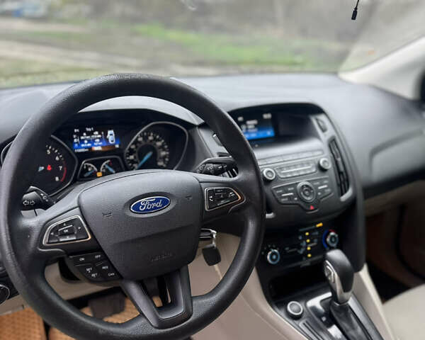 Бежевый Форд Фокус, объемом двигателя 2 л и пробегом 115 тыс. км за 7299 $, фото 19 на Automoto.ua