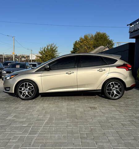 Бежевый Форд Фокус, объемом двигателя 2 л и пробегом 114 тыс. км за 9600 $, фото 3 на Automoto.ua