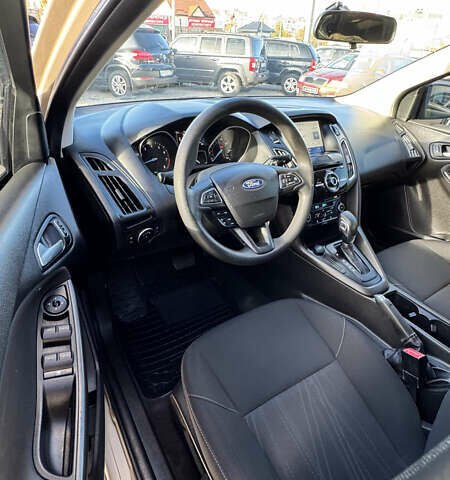 Бежевый Форд Фокус, объемом двигателя 2 л и пробегом 114 тыс. км за 9600 $, фото 16 на Automoto.ua