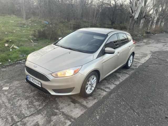 Бежевый Форд Фокус, объемом двигателя 2 л и пробегом 105 тыс. км за 9200 $, фото 4 на Automoto.ua