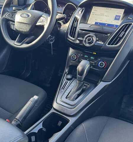 Бежевый Форд Фокус, объемом двигателя 2 л и пробегом 114 тыс. км за 9600 $, фото 9 на Automoto.ua