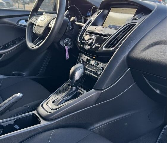 Бежевий Форд Фокус, об'ємом двигуна 2 л та пробігом 114 тис. км за 9600 $, фото 18 на Automoto.ua