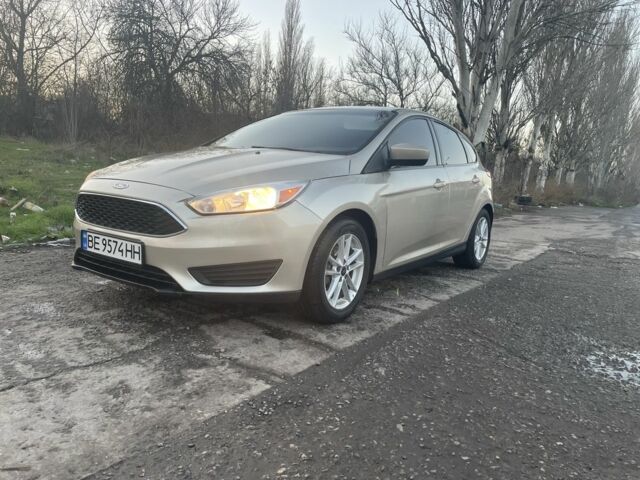 Бежевый Форд Фокус, объемом двигателя 2 л и пробегом 105 тыс. км за 9200 $, фото 5 на Automoto.ua