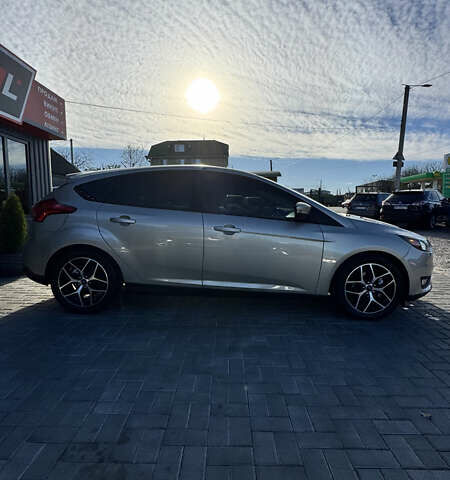 Бежевый Форд Фокус, объемом двигателя 2 л и пробегом 114 тыс. км за 9600 $, фото 7 на Automoto.ua