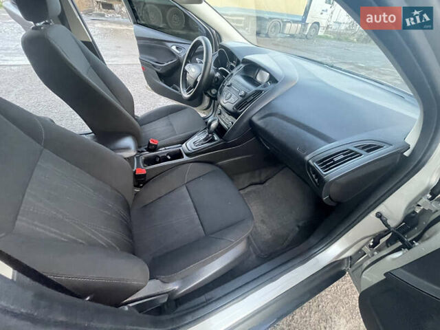 Бежевый Форд Фокус, объемом двигателя 2 л и пробегом 105 тыс. км за 9200 $, фото 9 на Automoto.ua