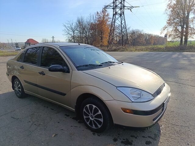 Бежевий Форд Фокус, об'ємом двигуна 2 л та пробігом 111 тис. км за 2600 $, фото 4 на Automoto.ua