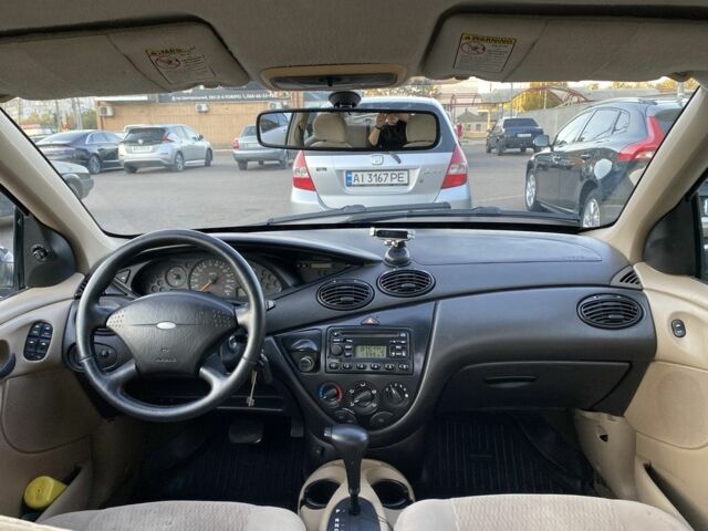 Бежевый Форд Фокус, объемом двигателя 2 л и пробегом 220 тыс. км за 2299 $, фото 4 на Automoto.ua