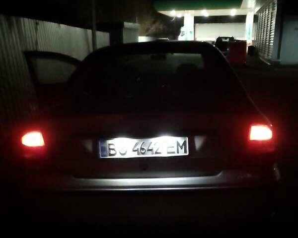 Бежевый Форд Фокус, объемом двигателя 1.6 л и пробегом 351 тыс. км за 3000 $, фото 4 на Automoto.ua