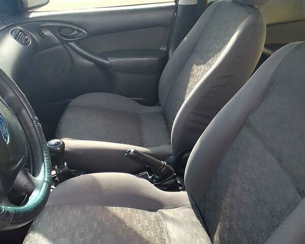 Бежевый Форд Фокус, объемом двигателя 1.6 л и пробегом 351 тыс. км за 3000 $, фото 14 на Automoto.ua