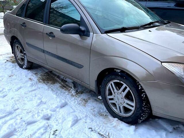 Бежевий Форд Фокус, об'ємом двигуна 2 л та пробігом 165 тис. км за 3100 $, фото 5 на Automoto.ua