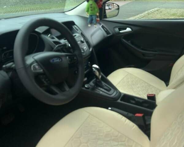 Форд Фокус 2015 в Днепре (Днепропетровске) на Automoto.ua Бежевый Форд Фокус, объемом двигателя 2 л и пробегом 160 тыс. км за 7300 $, фото 6 на Automoto.ua