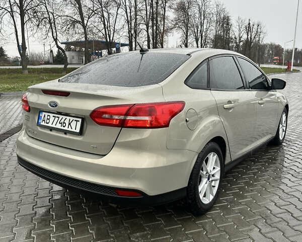 Бежевий Форд Фокус, об'ємом двигуна 2 л та пробігом 172 тис. км за 7900 $, фото 7 на Automoto.ua