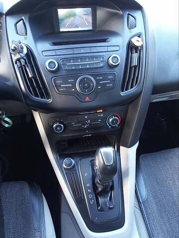 Бежевий Форд Фокус, об'ємом двигуна 2 л та пробігом 140 тис. км за 7999 $, фото 7 на Automoto.ua