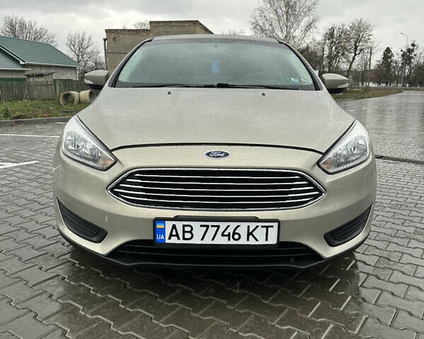 Бежевий Форд Фокус, об'ємом двигуна 2 л та пробігом 172 тис. км за 7900 $, фото 1 на Automoto.ua