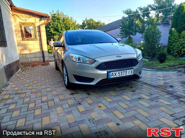 Бежевый Форд Фокус, объемом двигателя 2 л и пробегом 115 тыс. км за 8800 $, фото 6 на Automoto.ua