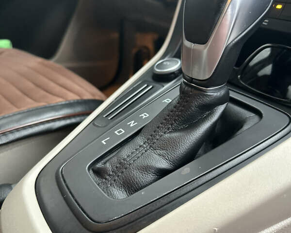 Бежевий Форд Фокус, об'ємом двигуна 2 л та пробігом 172 тис. км за 7900 $, фото 33 на Automoto.ua