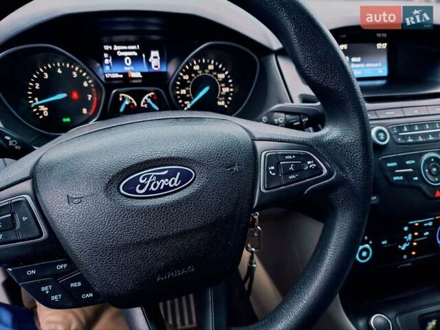 Бежевый Форд Фокус, объемом двигателя 2 л и пробегом 171 тыс. км за 6800 $, фото 12 на Automoto.ua