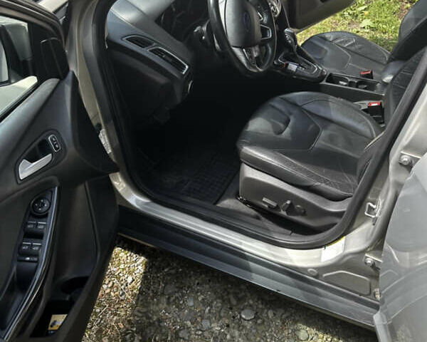 Бежевый Форд Фокус, объемом двигателя 2 л и пробегом 215 тыс. км за 11300 $, фото 8 на Automoto.ua