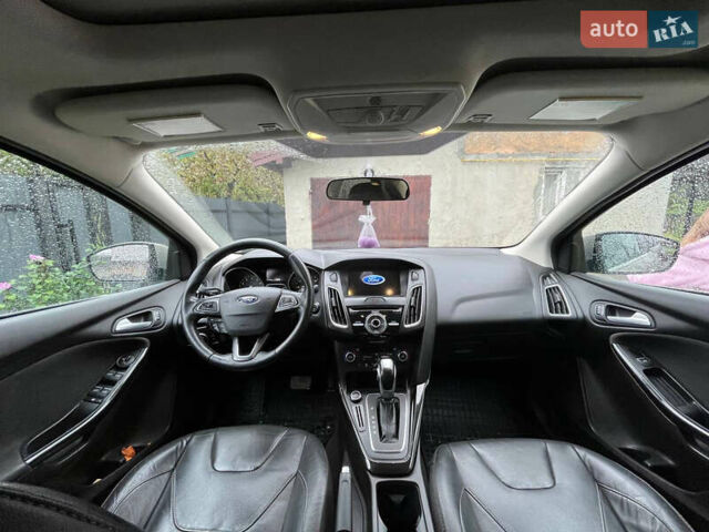 Бежевый Форд Фокус, объемом двигателя 2 л и пробегом 215 тыс. км за 11300 $, фото 4 на Automoto.ua