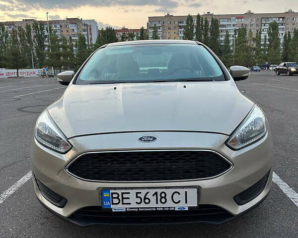 Бежевый Форд Фокус, объемом двигателя 2 л и пробегом 191 тыс. км за 7500 $, фото 1 на Automoto.ua