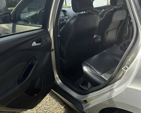 Бежевый Форд Фокус, объемом двигателя 2 л и пробегом 215 тыс. км за 11300 $, фото 7 на Automoto.ua