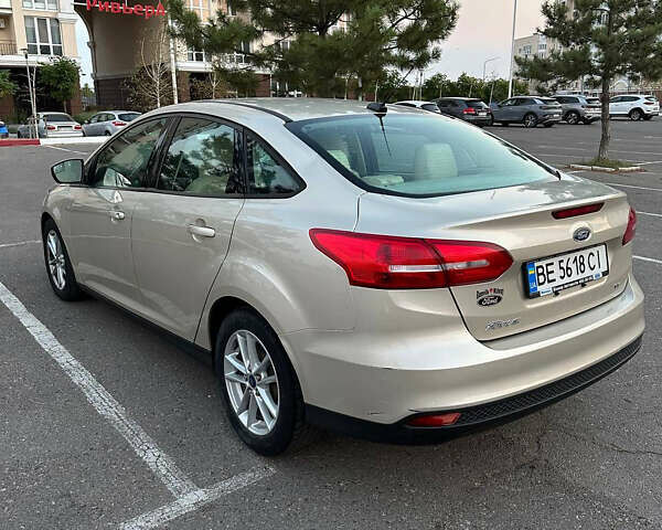 Бежевый Форд Фокус, объемом двигателя 2 л и пробегом 191 тыс. км за 7500 $, фото 4 на Automoto.ua