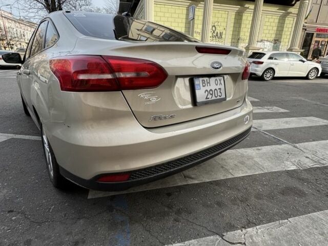 Бежевый Форд Фокус, объемом двигателя 2 л и пробегом 162 тыс. км за 8600 $, фото 4 на Automoto.ua