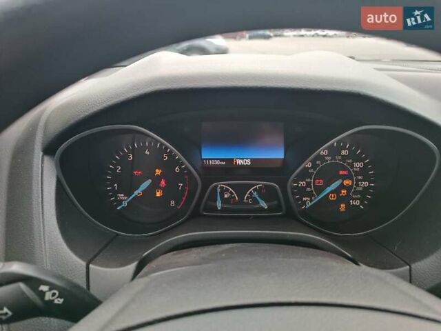 Бежевий Форд Фокус, об'ємом двигуна 2 л та пробігом 111 тис. км за 11000 $, фото 4 на Automoto.ua