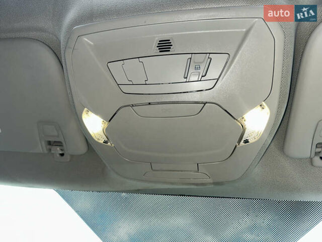 Бежевий Форд Фокус, об'ємом двигуна 2 л та пробігом 102 тис. км за 9400 $, фото 11 на Automoto.ua