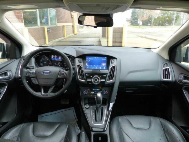 Бежевый Форд Фокус, объемом двигателя 2 л и пробегом 50 тыс. км за 7300 $, фото 7 на Automoto.ua